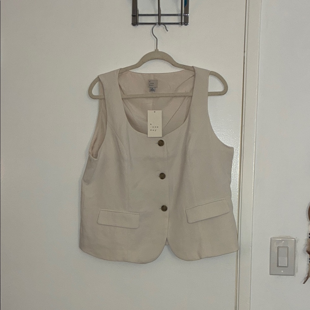 Stylish Beige Vest with Button Accents
